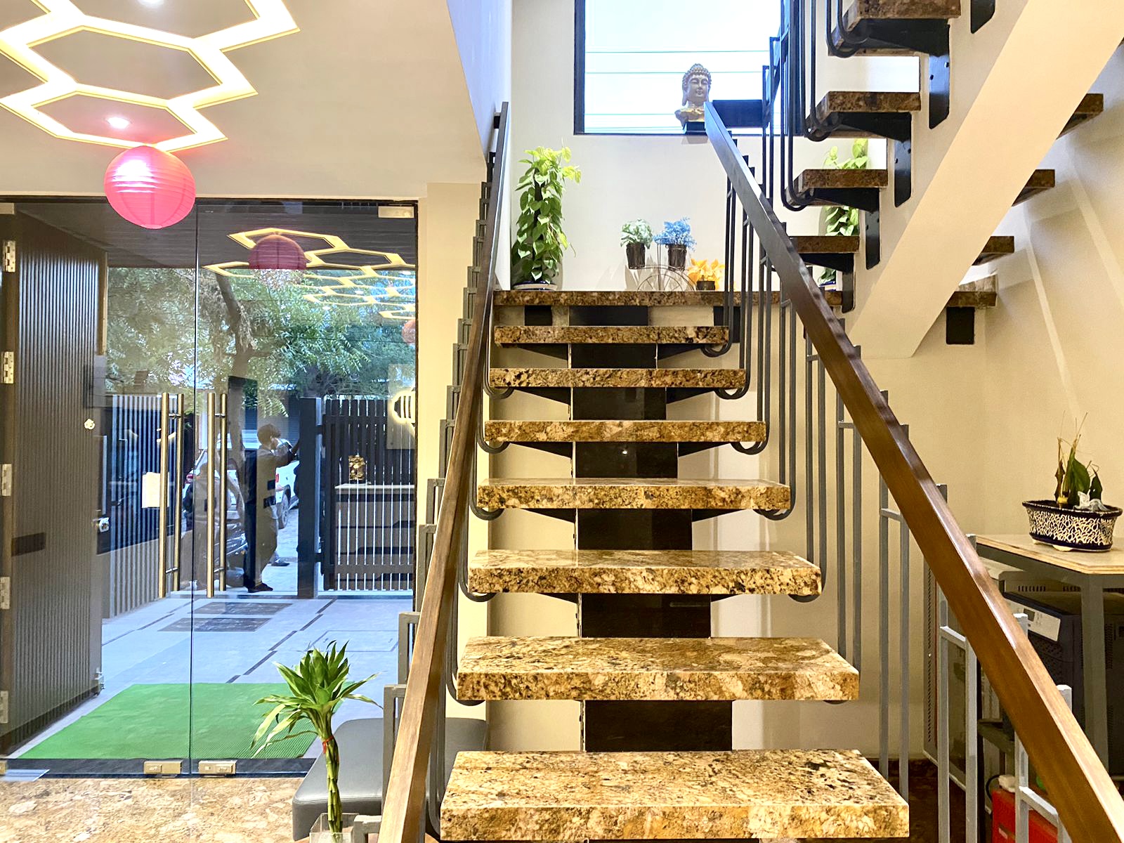 Marble staircase in Creware Coworks entrance
