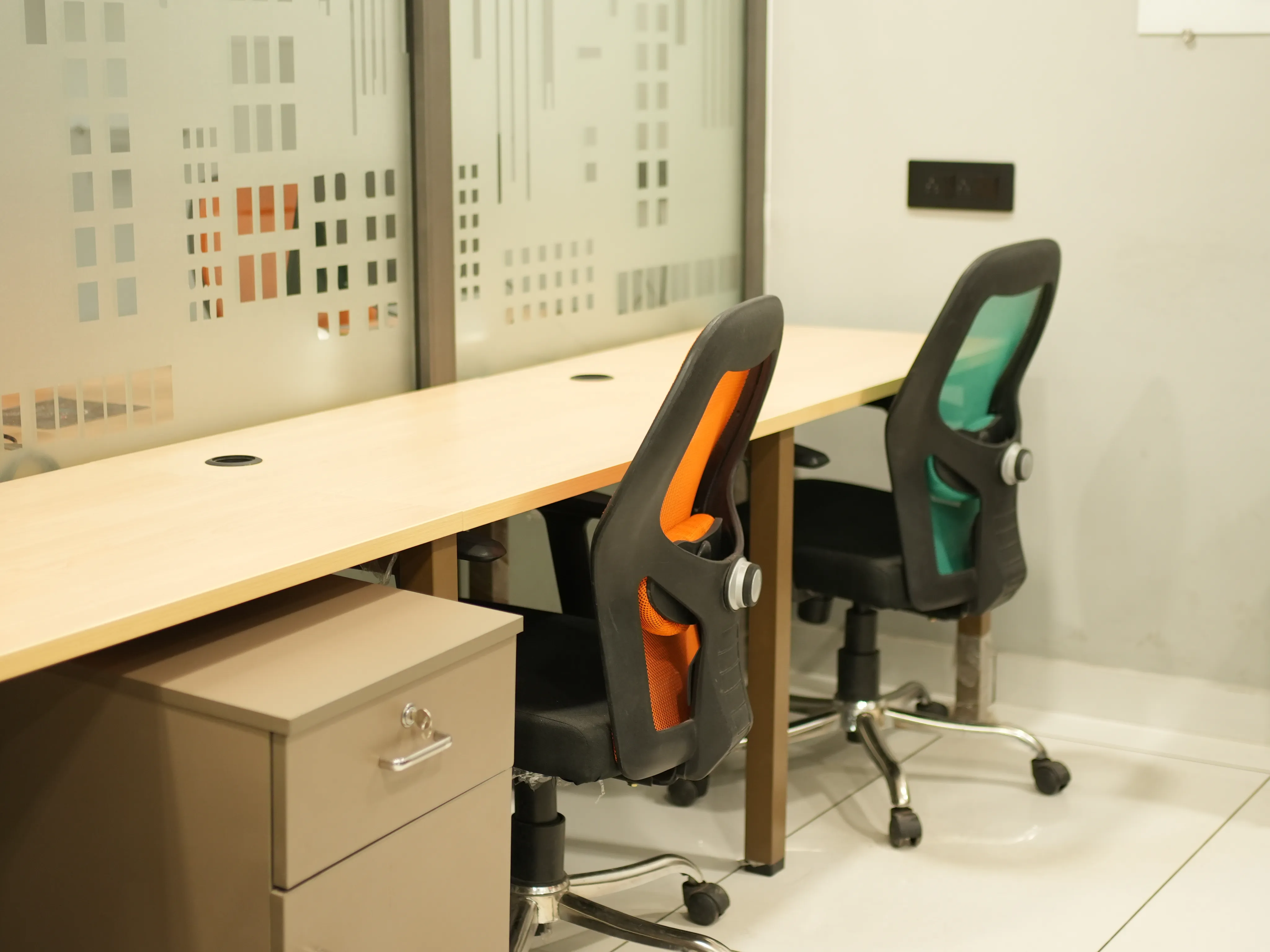 Dedicated desks at Creware Vaishali Nagar